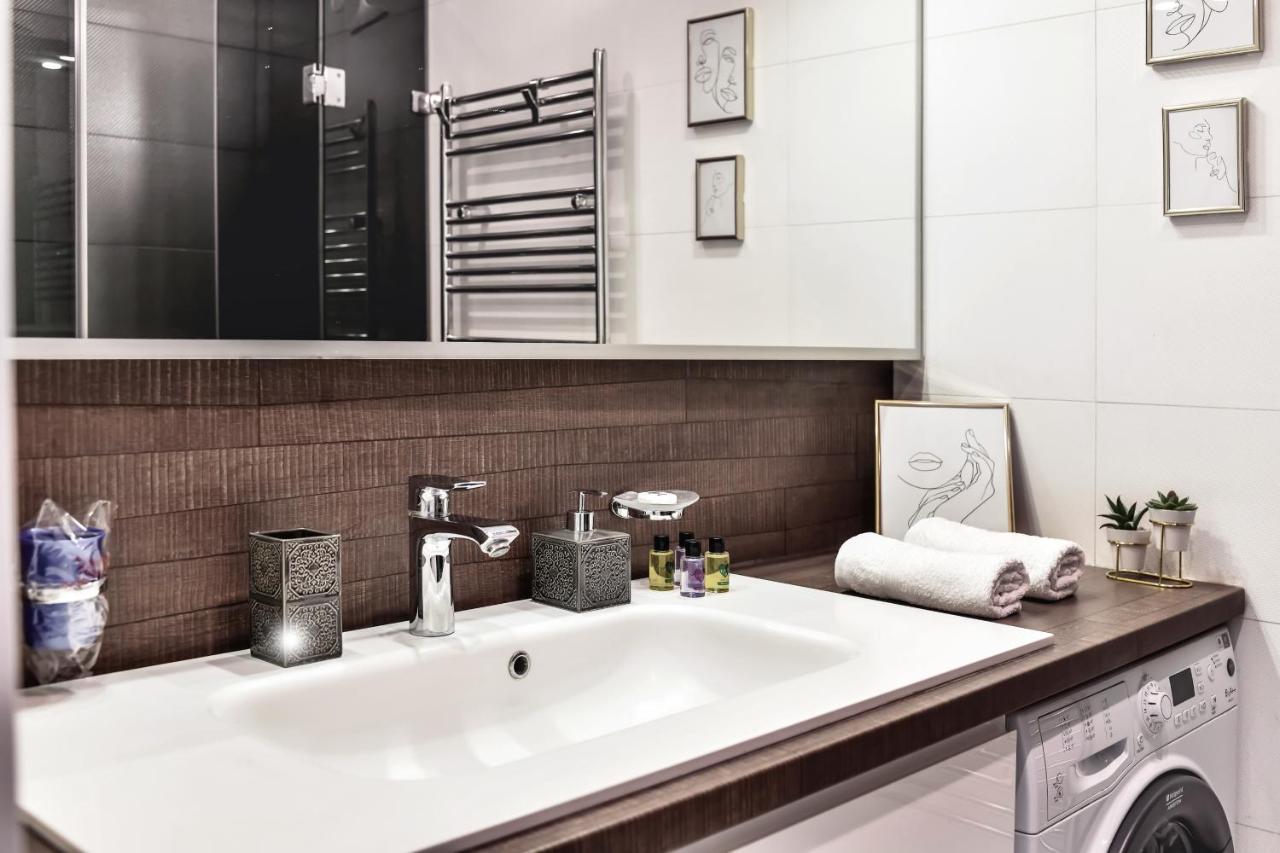 סראייבו 2 Bedroom Penthouse In City Center, Free Parking מראה חיצוני תמונה