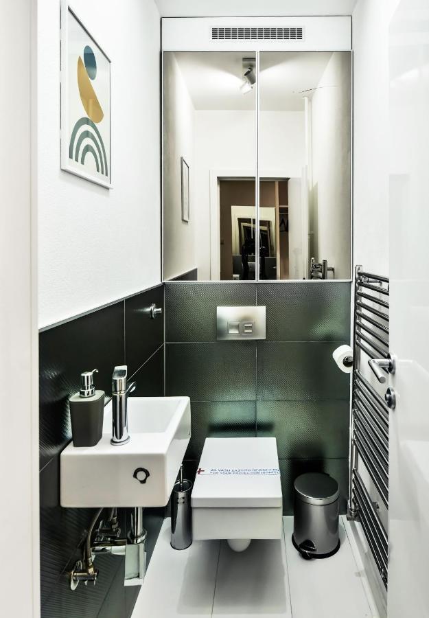 סראייבו 2 Bedroom Penthouse In City Center, Free Parking מראה חיצוני תמונה