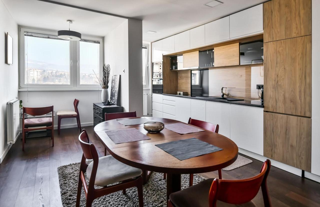 סראייבו 2 Bedroom Penthouse In City Center, Free Parking מראה חיצוני תמונה